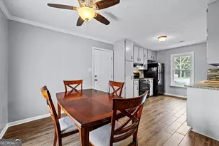 240 N Hampton Dr, Fayetteville, GA 30215 - Photo 10