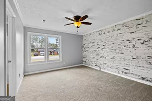 240 N Hampton Dr, Fayetteville, GA 30215 - Photo 12