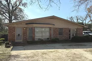 315 W Church St, Swainsboro, GA 30401 - Photo 2