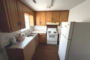 315 W Church St, Swainsboro, GA 30401 - Photo 6