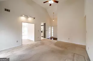 1050 Sharon Pl, Watkinsville, GA 30677 - Photo 4