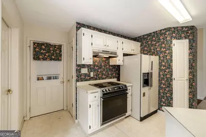 1050 Sharon Place, Watkinsville, GA 30677 - Photo 8