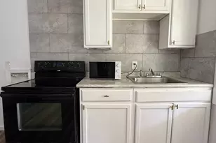 806 Armory Dr, Macon, GA 31206 - Photo 2