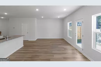 5436 Biltmore Drive, Atlanta, GA 30349 - Photo 8