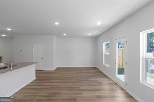 5436 Biltmore Dr, Atlanta, GA 30349 - Photo 8