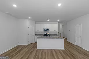 5436 Biltmore Dr, Atlanta, GA 30349 - Photo 6