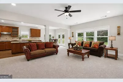 3880 Courson Street, Marietta, GA 30066 - Photo 4