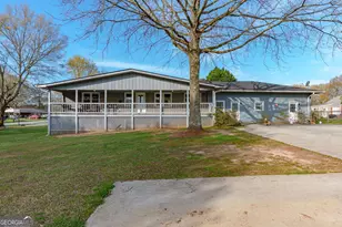 560 Lee Byrd Rd, Loganville, GA 30052 - Photo 1