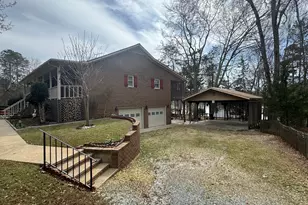 246 Harvey Ln, Lavonia, GA 30553 - Photo 2