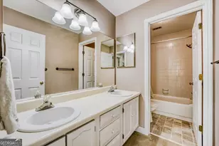 3833 Savannah Square E, Atlanta, GA 30340 - Photo 24