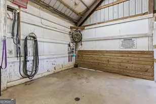 35 Saddleback Farms Dr, Newnan, GA 30263 - Photo 54