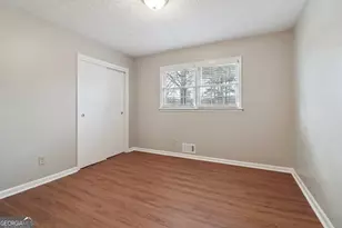 560 Donna Dr SW, Smyrna, GA 30082 - Photo 20