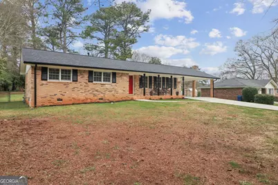 560 Donna Drive SW, Smyrna, GA 30082 - Photo 2