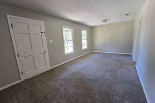 4111 Oak Dr, Valdosta, GA 31605 - Photo 2