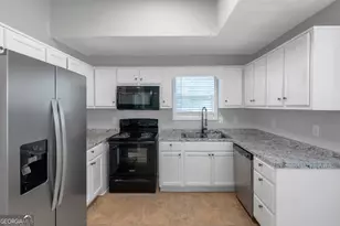 182 Hawk Ln, Carrollton, GA 30116 - Photo 8