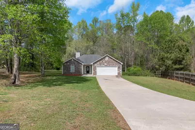 182 Hawk Lane, Carrollton, GA 30116 - Photo 2