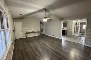 142 Summerfield Dr, McDonough, GA 30253 - Photo 2