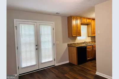 603 Wilburn Avenue #E, Lagrange, GA 30240 - Photo 6