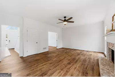 3925 Charlemagne Way SW, Marietta, GA 30064 - Photo 8