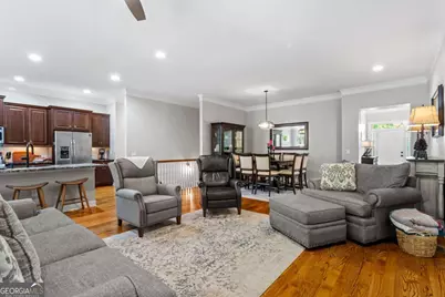 324 Shade Tree Circle, Woodstock, GA 30188 - Photo 8