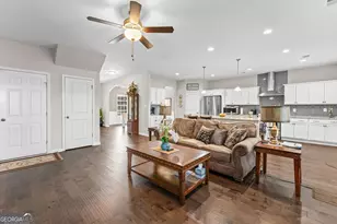 265 Cliffhaven Cir, Newnan, GA 30263 - Photo 14