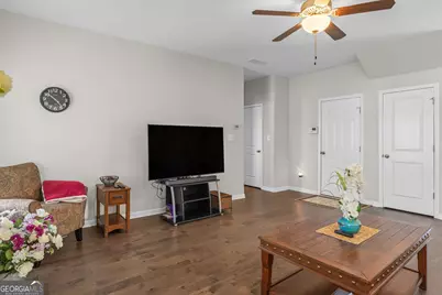 265 Cliffhaven Circle, Newnan, GA 30263 - Photo 12