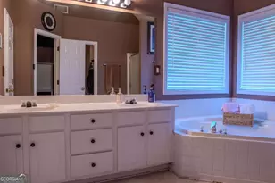 1950 E Bay St, Hoschton, GA 30548 - Photo 18