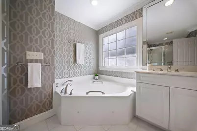 300 Nell Court, Sandy Springs, GA 30342 - Photo 28