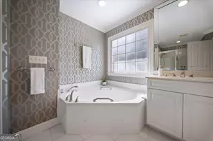 300 Nell Ct, Sandy Springs, GA 30342 - Photo 28