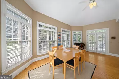 300 Nell Court, Sandy Springs, GA 30342 - Photo 18