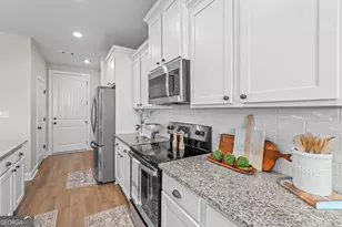 122 Blue Dunn Cir, Perry, GA 31069 - Photo 10