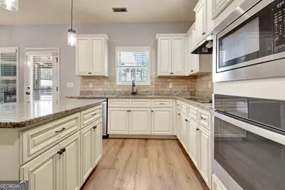 201 Fox Hall Crossing E, Senoia, GA 30276 - Photo 14