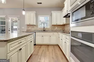 201 Fox Hall Crossing E, Senoia, GA 30276 - Photo 14