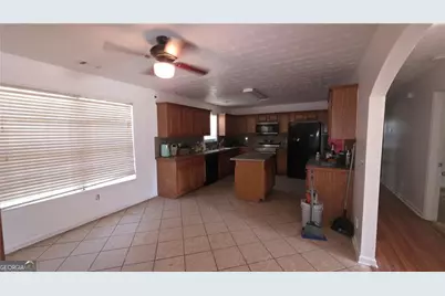 110 Lamar Lane, Covington, GA 30016 - Photo 8
