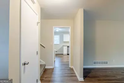 2202 Troutdale Drive, Decatur, GA 30032 - Photo 2