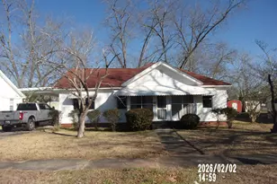 108 R St SW, Thomaston, GA 30286 - Photo 2