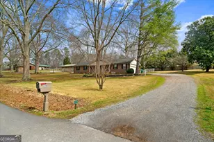 276 Catalina Dr, Chatsworth, GA 30705 - Photo 4