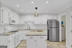 29 N Stratford Dr, Athens, GA 30605 - Photo 16