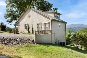 379 Chancey Dr, Hiawassee, GA 30546 - Photo 34