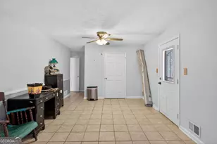 211 Castleman Rd, Carrollton, GA 30116 - Photo 16