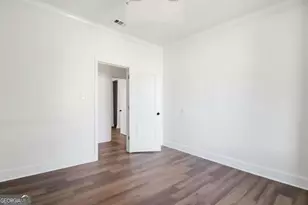 807 W 52nd St, Savannah, GA 31401 - Photo 22