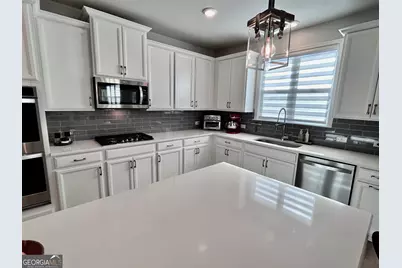 706 Lanarck Way, Peachtree City, GA 30269 - Photo 10