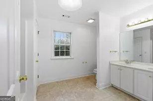 241 Tommy Irvin Rd, Mount Airy, GA 30563 - Photo 18