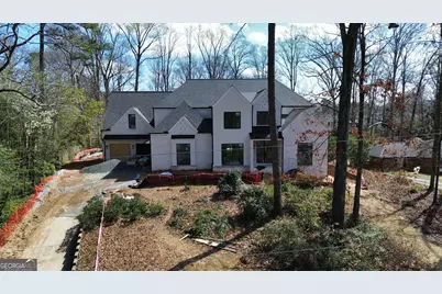 4585 Mystic Drive NE, Atlanta, GA 30342 - Photo 8