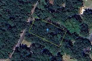 233 Collins Dr, Brunswick, GA 31523 - Photo 1