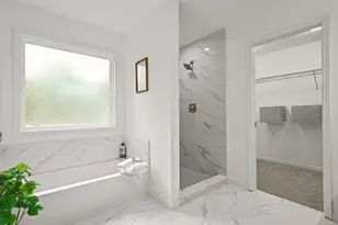 3925 Pineshore Cir, Gainesville, GA 30501 - Photo 10