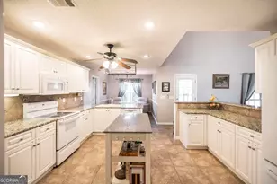 203 Cumberland Woods Terrace, Warner Robins, GA 31088 - Photo 16