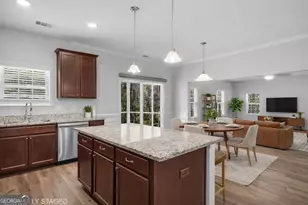 125 Cockle Shell Rd, Savannah, GA 31419 - Photo 4