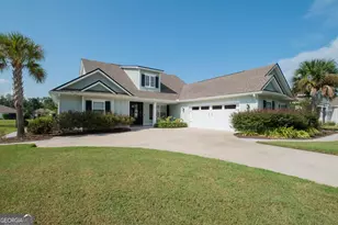 211 Edgewater Dr, Saint Marys, GA 31558 - Photo 2