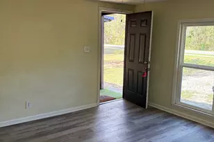 307 Finley St, Saint Marys, GA 31558 - Photo 4